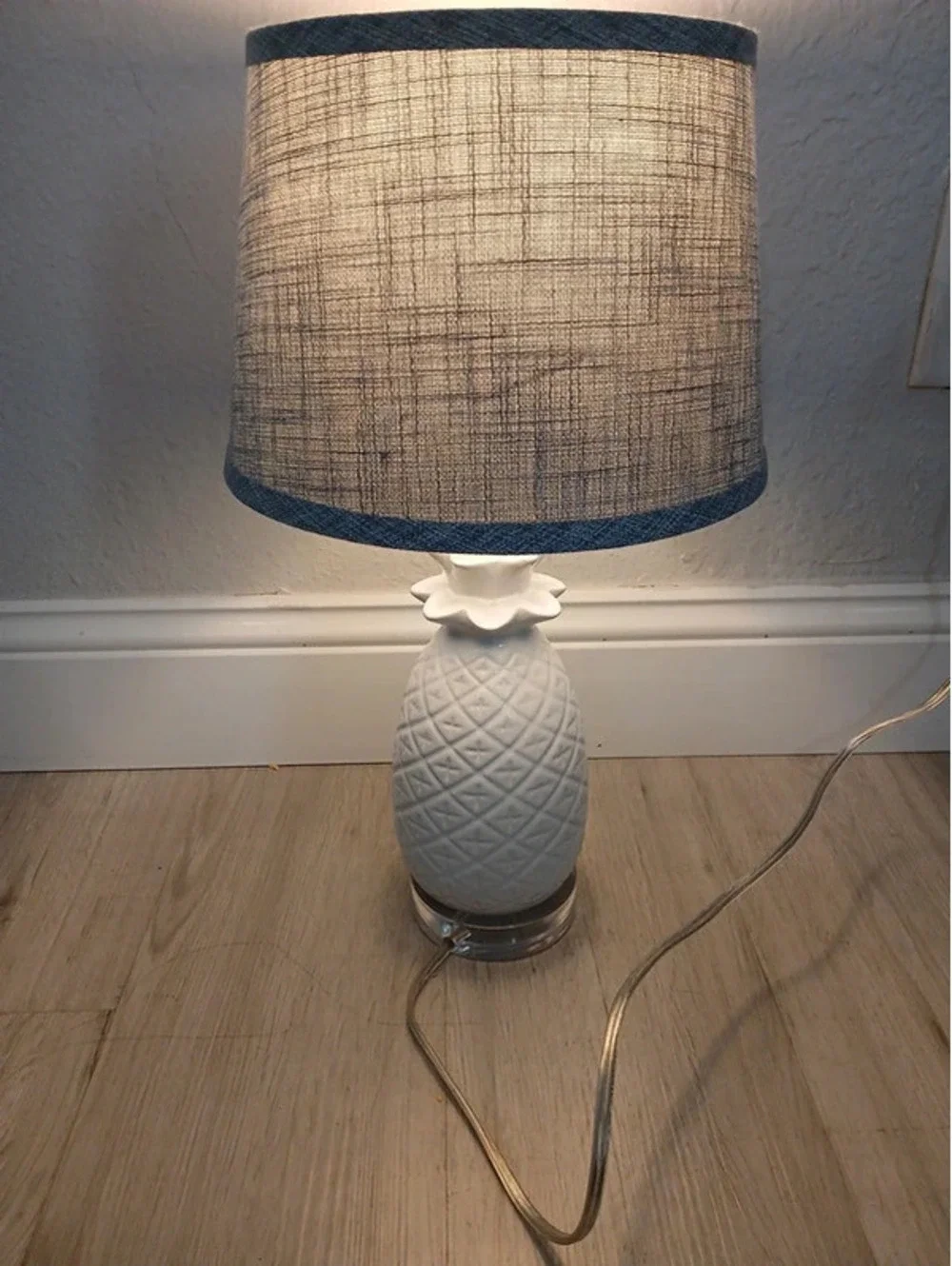 Big table lamp pineapple 🍍 shape